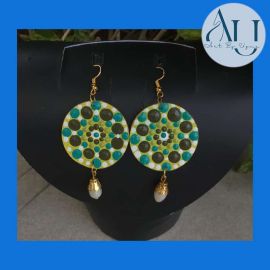 hand painted earrings, wooden base (Article 02)