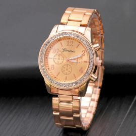 Luxurious wristle watch for womens /steelnais steel / trendy